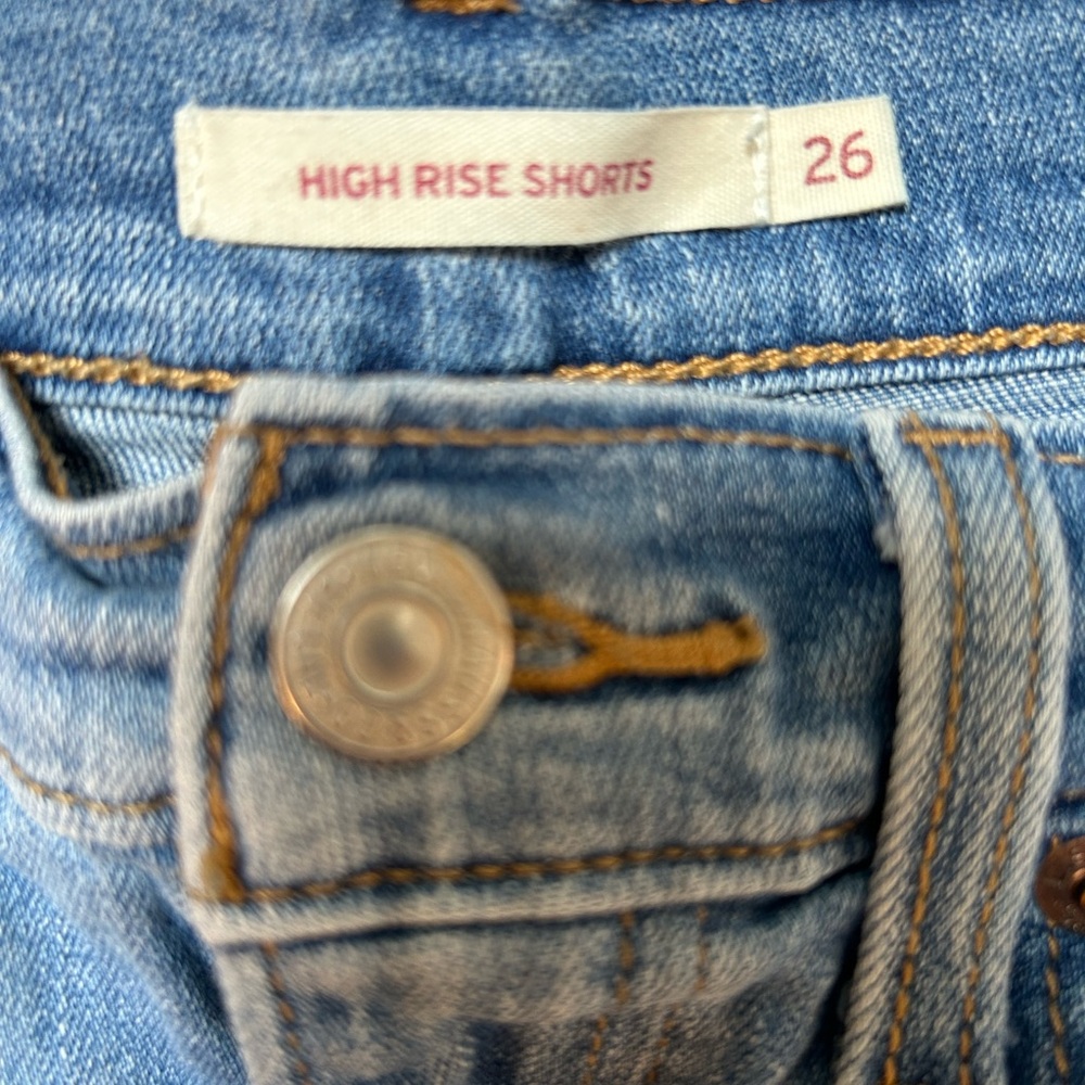 LEVI HIGH RISE SHORTS - Picture 3 of 3